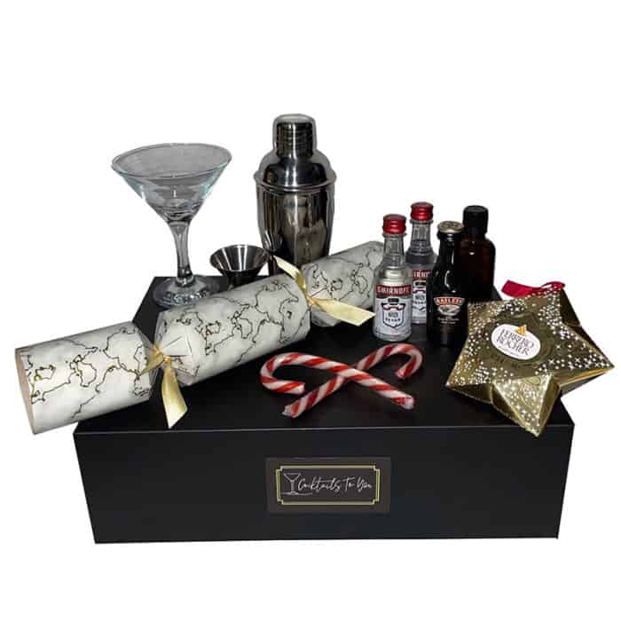 Christmas-Chocolate-Martini-Cocktail-Kit